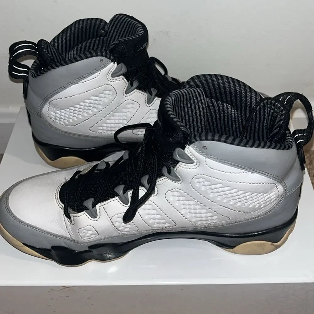 Nike Air Jordan 9 “Barons”, size 8